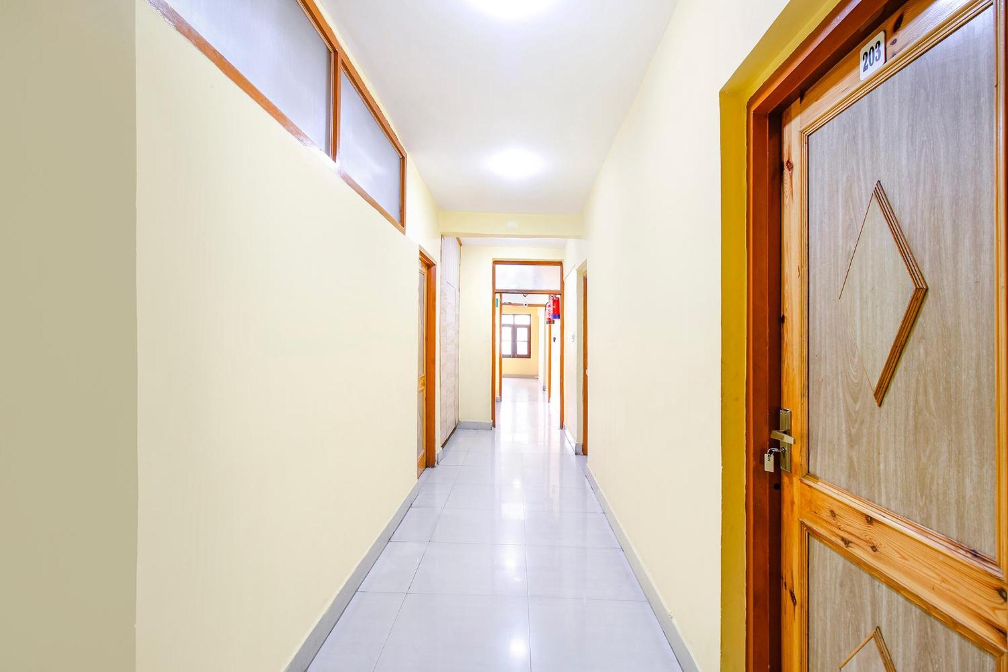 Fabhotel Grand Comforts Haidarpur Exterior foto