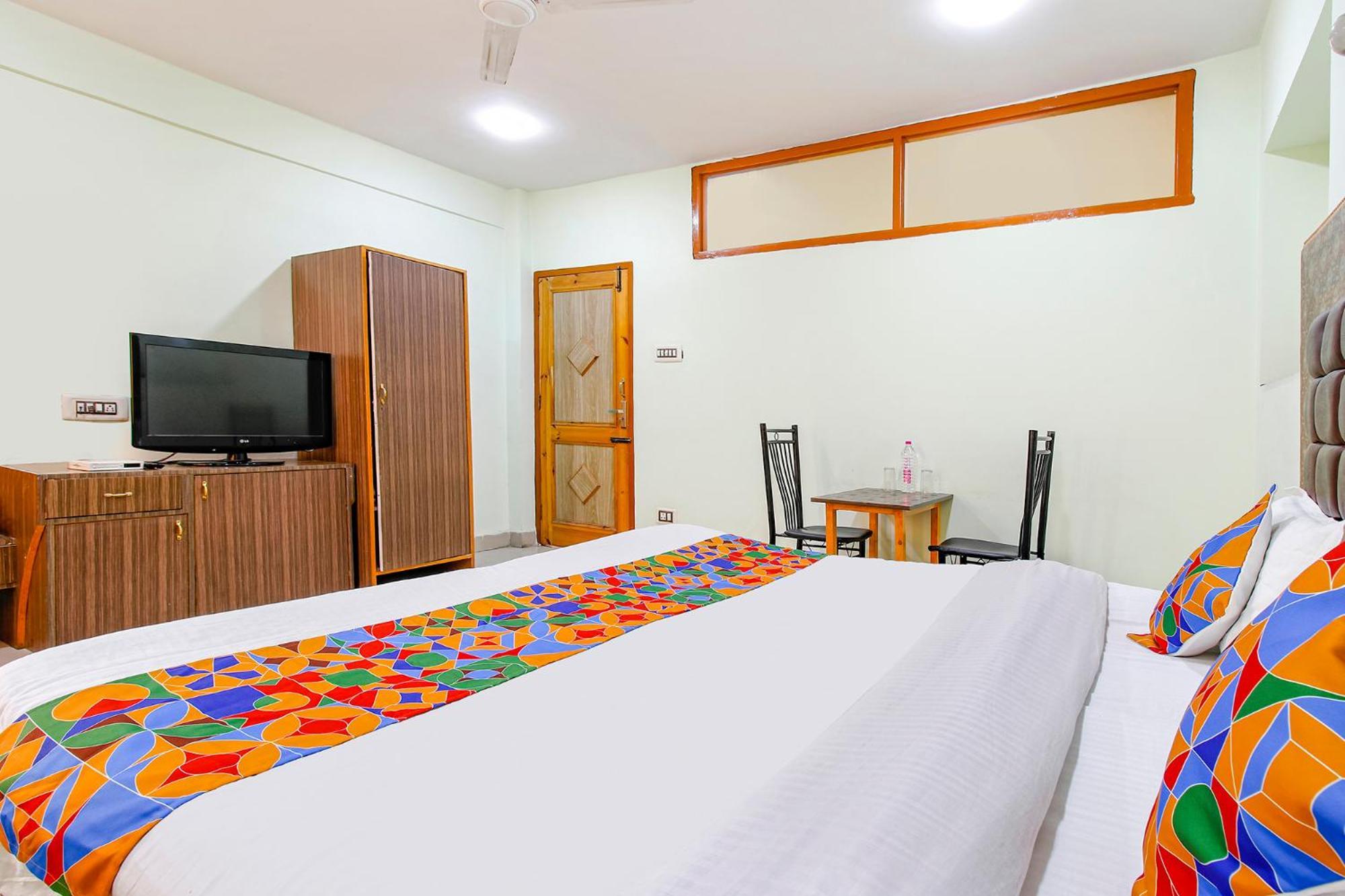 Fabhotel Grand Comforts Haidarpur Exterior foto